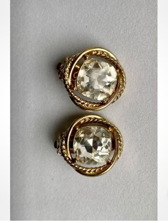 Jewelry - Vintage Monet Gold-Tone Clear Crystal Clip-On Earrings